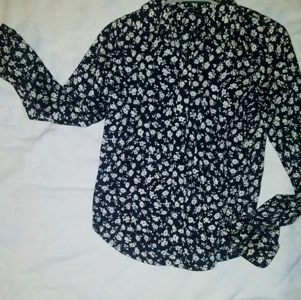 Women's Button Up Blouse
